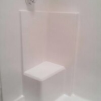 Picture of a modern bathroom.