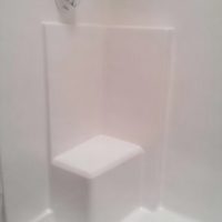 Picture of a modern bathroom.